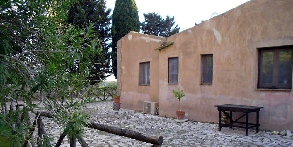 Agriturismo Terra Di Pace Νότο Ιταλία